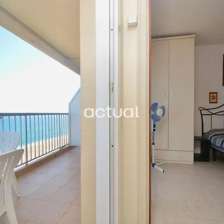 شقة Catalunya F-6 بلاتجا ذارو